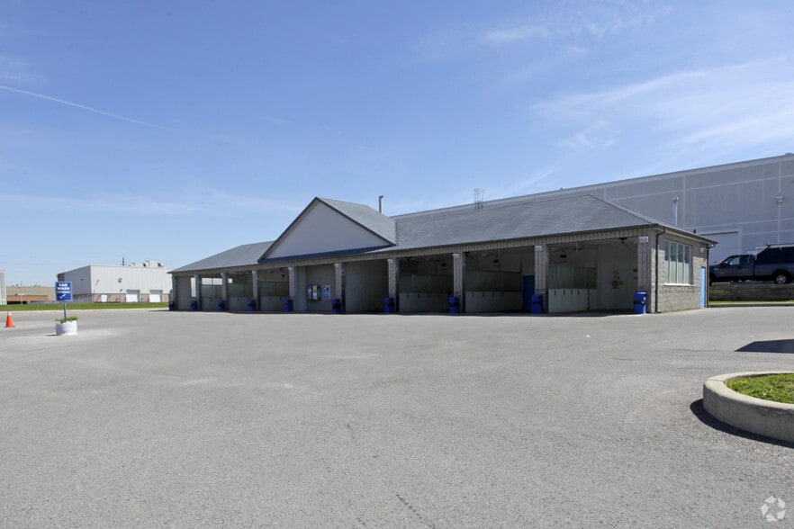 More Photos Of 1185 Stellar Dr, Newmarket Carwash For Sale