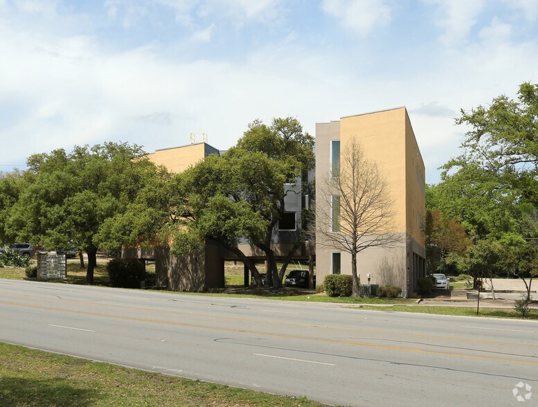 More Photos Of 3160 Bee Caves Rd, Austin Medical For Sale