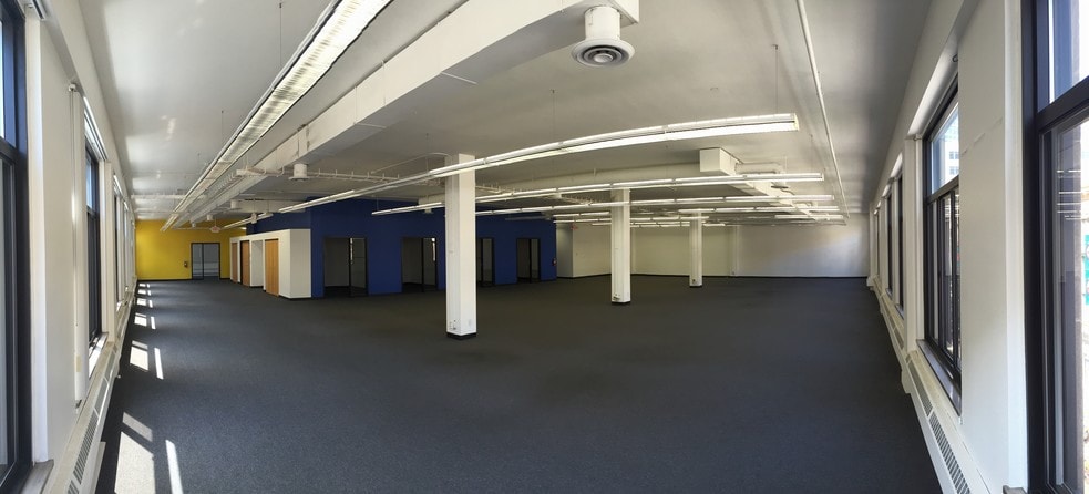 More Photos Of 419-425 Wabasha St N, Saint Paul Loft Creative Space For Sale
