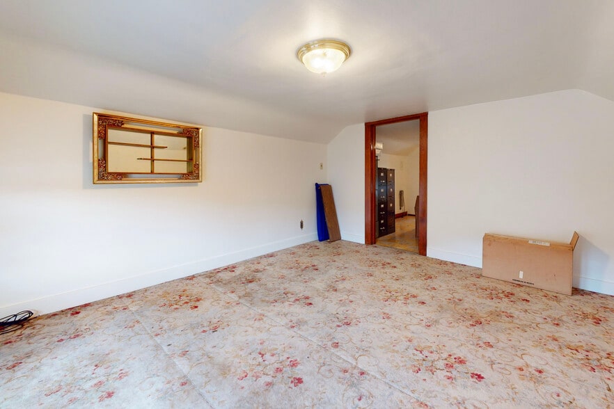More Photos Of 3721 Main St, Weirton Funeral Home For Sale