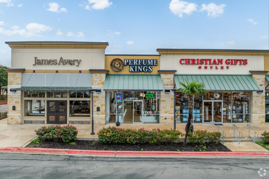 More Photos Of 3941 S Interstate 35, San Marcos Storefront For Sale