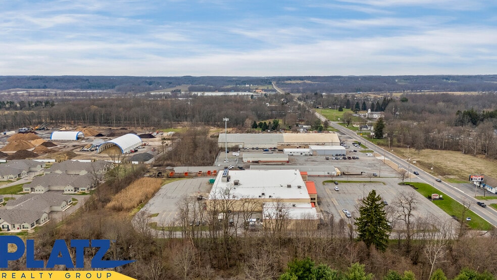 More Photos Of 1135 W Western Reserve Rd, Poland Supermarket For Sale
