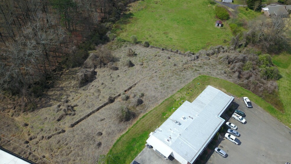 More Photos Of 12400 Cumming Hwy, Canton Restaurant For Lease