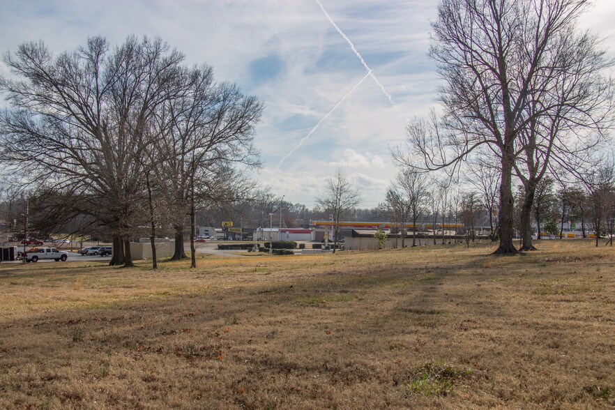 More Photos Of 833 University St, Martin Land For Sale