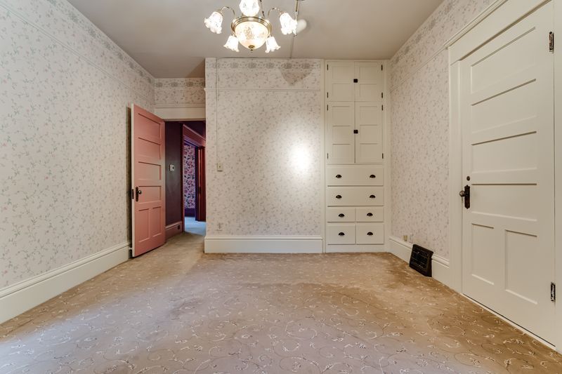 More Photos Of 412 E 13th Ave, Eugene Freestanding For Sale