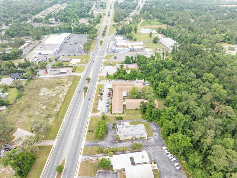 More Photos Of 1226 SW Main Blvd, Lake City Medical For Sale
