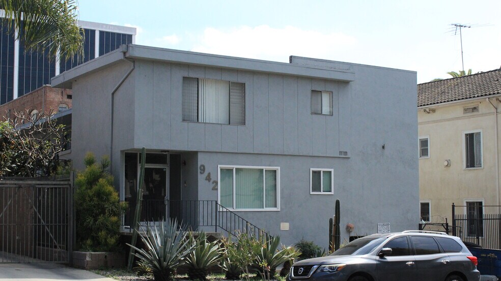 Primary Photo Of 942 S Burlington Ave, Los Angeles Apartments For Sale