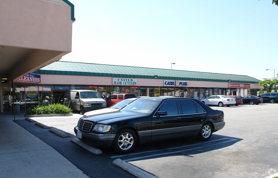 More Photos Of 500 W Broadway, Glendale General Retail For Lease