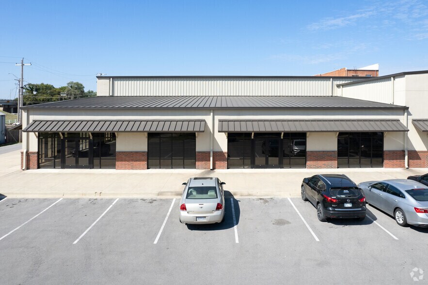 More Photos Of 3957 S State Highway 97, Sand Springs Storefront Retail Office For Lease