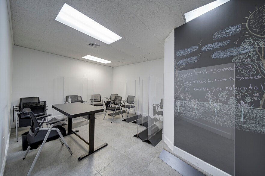 More Photos Of 2455 SW 27th Ave, Miami Medical For Lease