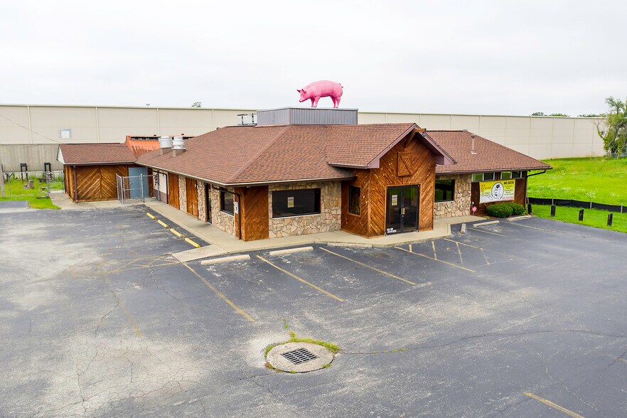 More Photos Of 6006 Shepherdsville Rd, Louisville Restaurant For Sale