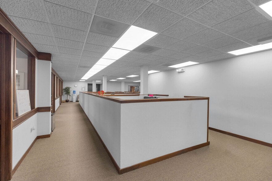 More Photos Of 47-49 Leavenworth St, Waterbury Office For Sale