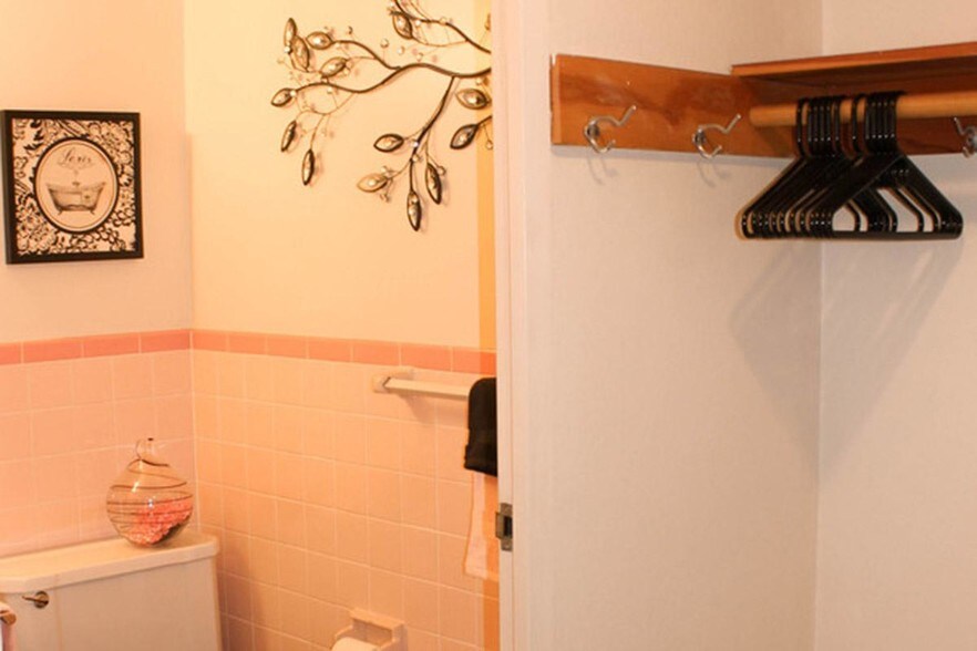 More Photos Of 320 N 22nd St, Omaha Apartments For Sale