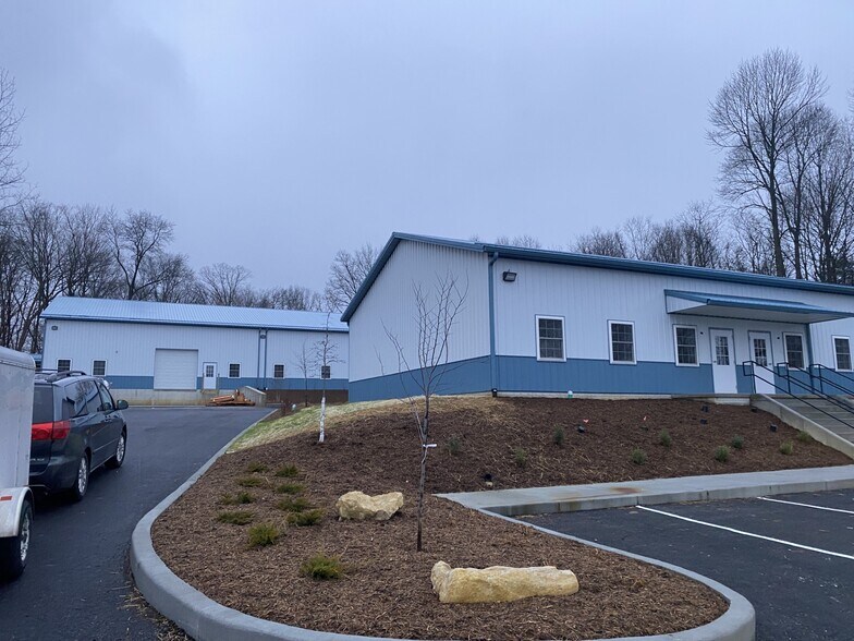 More Photos Of 3137 N Westbury Village Dr, Bloomington Industrial For Lease