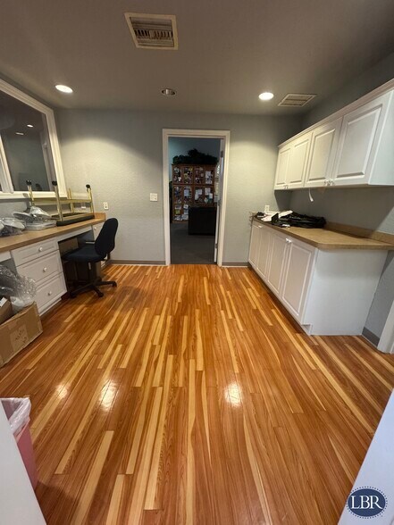 More Photos Of 2405 W New Haven Ave, Melbourne Freestanding For Sale