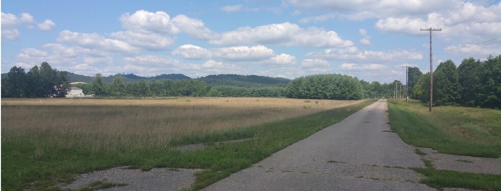 More Photos Of 279 Industrial Park Dr, Waverly Land For Sale