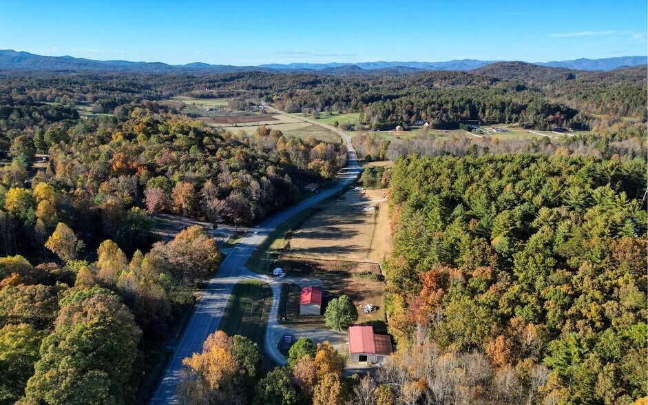 More Photos Of 72 Lance Crossing rd, Blairsville Industrial For Sale
