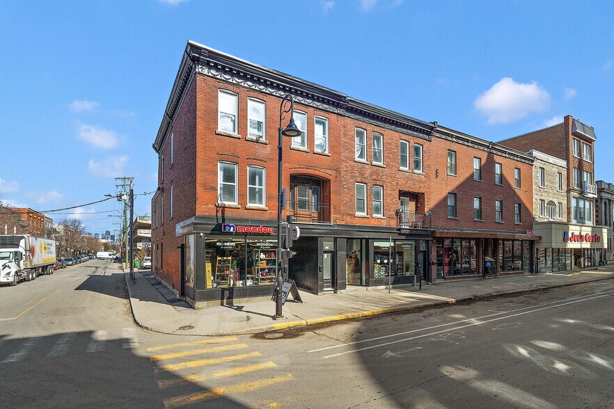 More Photos Of 301-311 St De L'église, Montréal Storefront Retail Office For Sale