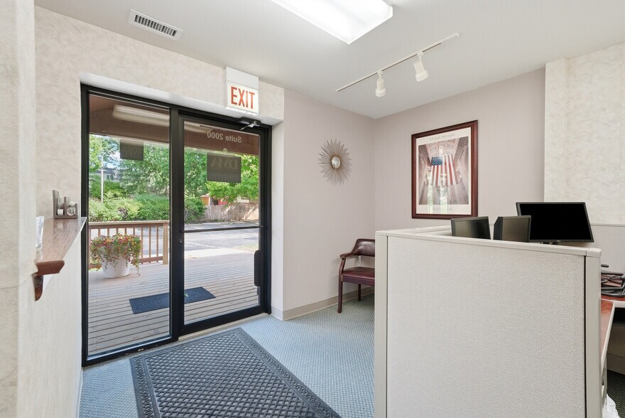 More Photos Of 8265 S Archer Ave, Willow Springs Medical For Sale
