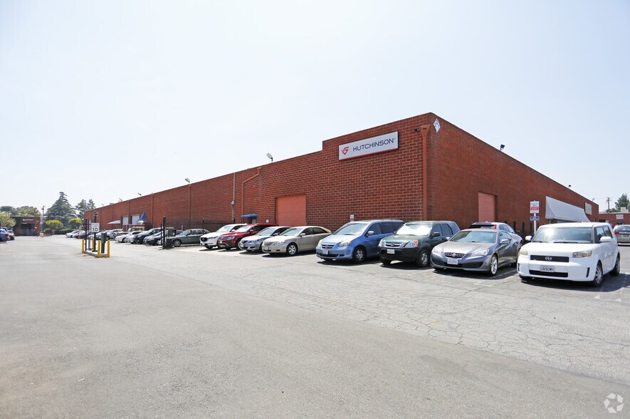 More Photos Of 4510 W Vanowen St, Burbank Warehouse For Sale