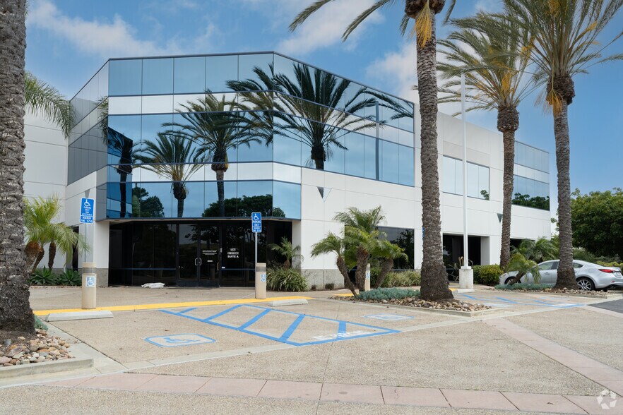 More Photos Of 5803 Newton Dr, Carlsbad Research And Development For Sale
