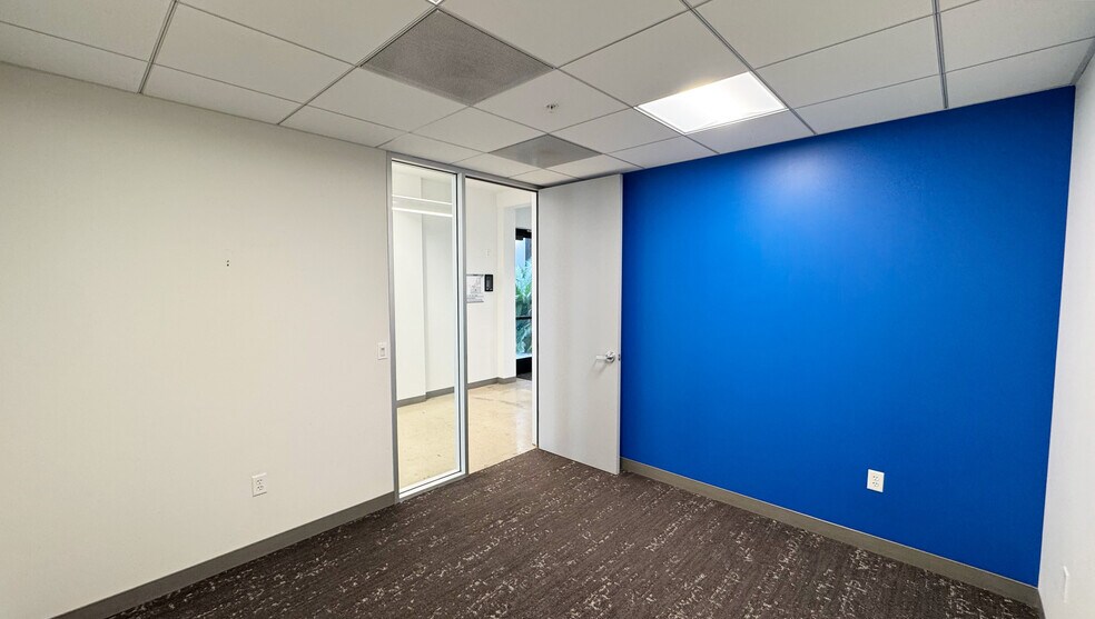 More Photos Of 1115 3rd St, San Rafael Office For Sale