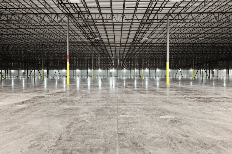 More Photos Of 4601 Franchise St, North Charleston Distribution For Lease