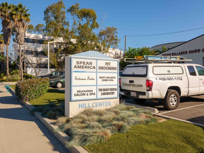 More Photos Of 1830 Redondo Ave, Signal Hill Unknown For Lease