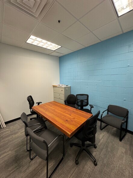 More Photos Of 24 Park St, Somerville Light Manufacturing For Lease