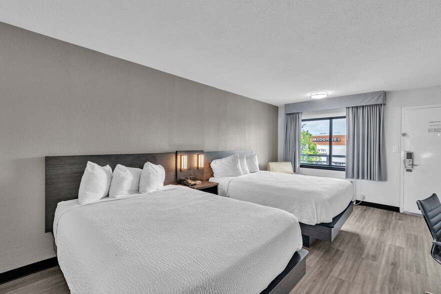 More Photos Of 962 Riverview Rd, Rock Hill Hotel For Sale