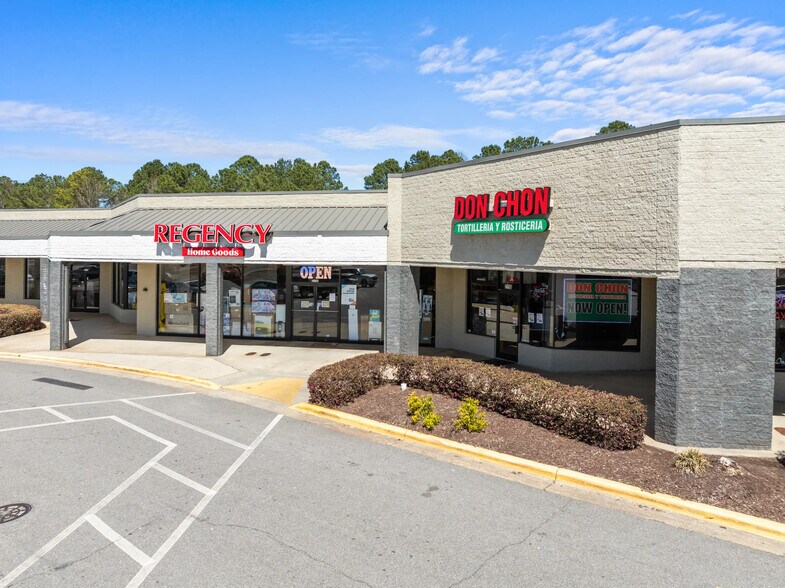 More Photos Of 2100-2364 W Cumberland St, Dunn Unknown For Lease
