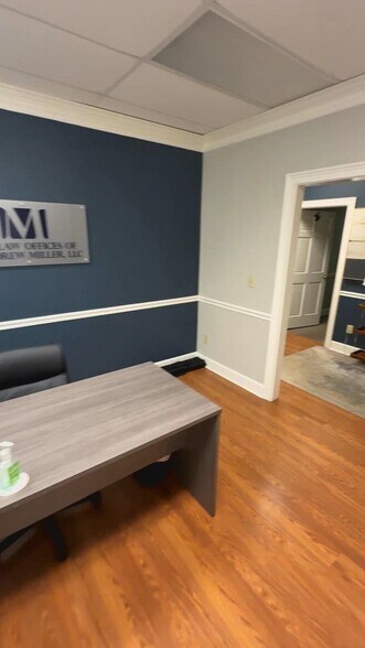More Photos Of 6111 Peachtree Dunwoody Rd NE, Atlanta Office Residential For Sale