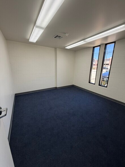 More Photos Of 12112-12126 Sherman Way, North Hollywood Unknown For Lease