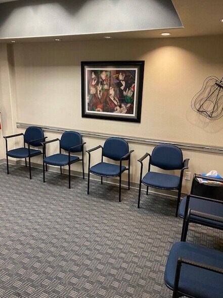 More Photos Of 3351 M St, Merced Medical For Lease