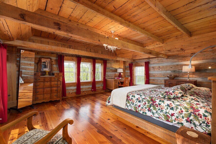 More Photos Of 315 Ganders Dr, Luray Hospitality For Sale