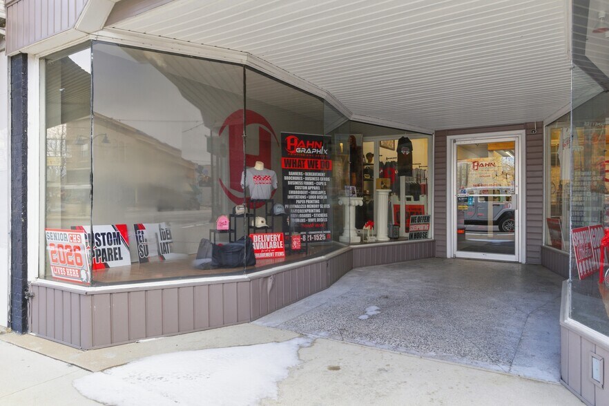 More Photos Of 622 N Central Ave, Connersville General Retail For Sale