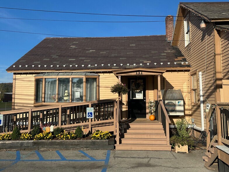 More Photos Of 131 Church St, Granville Specialty For Sale