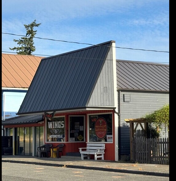 Primary Photo Of 2910 Main St, Custer Storefront Retail Office For Lease