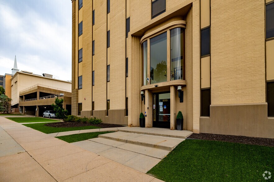 More Photos Of 800 N Grant St, Denver Office For Sale