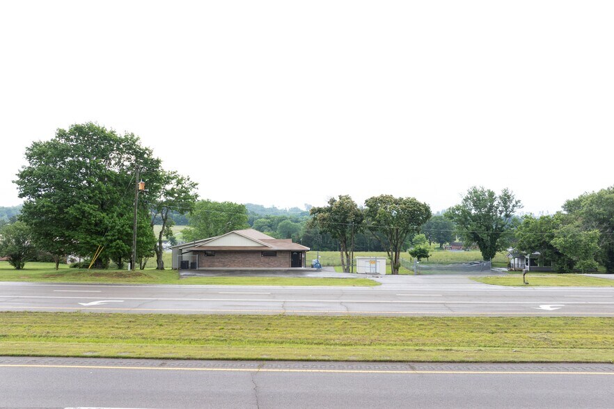 More Photos Of 10022 Rutledge Pike, Knoxville Medical For Sale