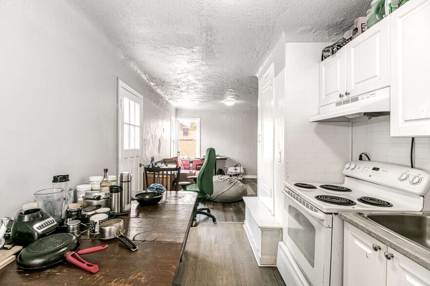 More Photos Of 22 Whittaker St, Sudbury Multifamily For Sale