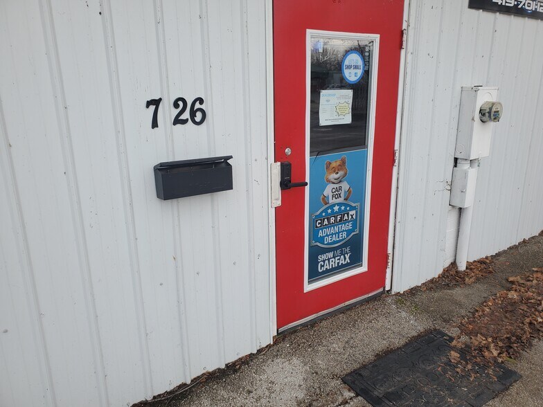 More Photos Of 726 S Blanchard St, Findlay Carwash For Sale