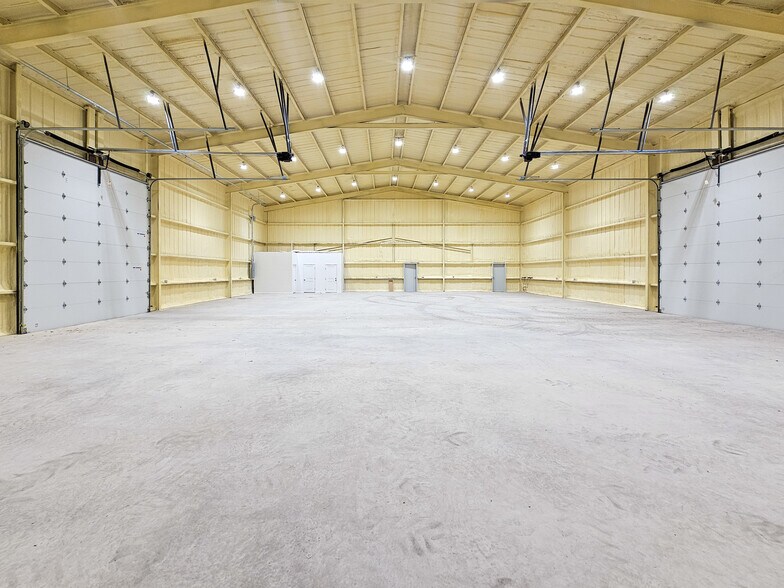 More Photos Of 3098 FM 707, Tye Warehouse For Lease