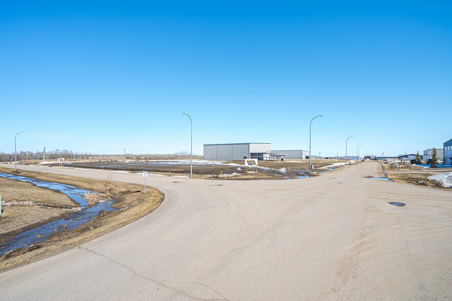 More Photos Of 6926 66 St, Lloydminster Land For Sale