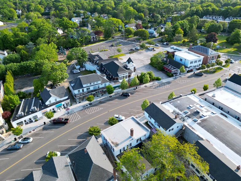 More Photos Of 132 Main St, Westhampton Beach Storefront Retail Office For Lease