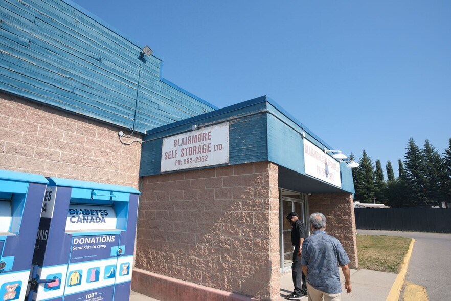 More Photos Of 11001 20 Av, Blairmore Freestanding For Sale