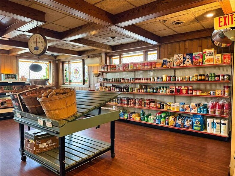 More Photos Of 40 Main St, South Glens Falls Freestanding For Sale