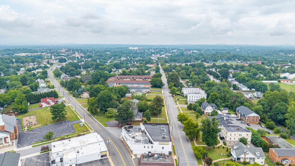 More Photos Of 3506 Memorial Ave, Lynchburg Office For Sale