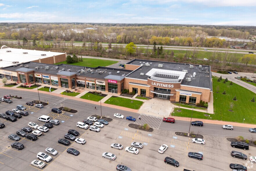 More Photos Of 933 Holt Rd, Webster Storefront For Lease