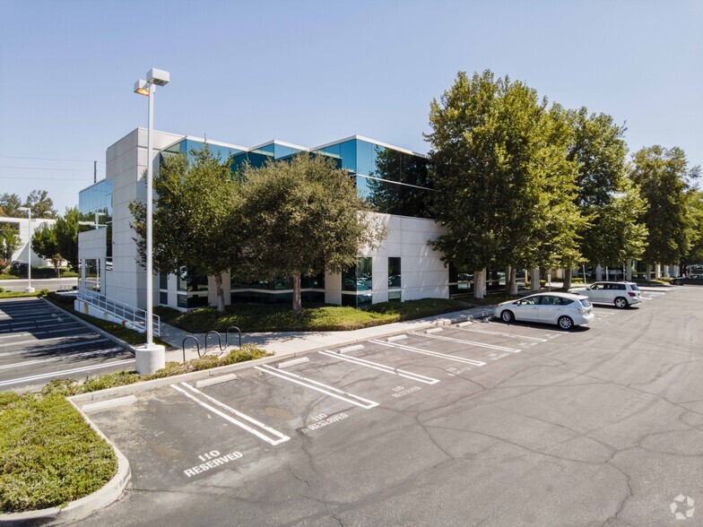 Primary Photo Of 26050 Mureau Rd, Calabasas Office For Lease